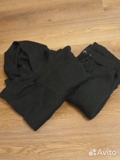 Спортивный костюм женский на флисе новый 48 р