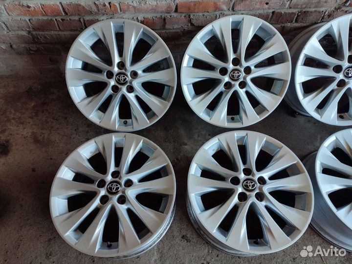 Оригинальные Toyota R18 5х114.3