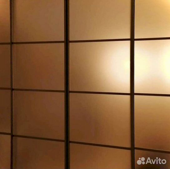 Стеклянная перегородка