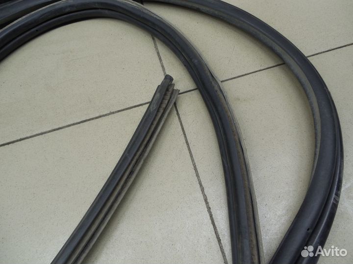 Уплотнитель багажника Fusion 2002-2012