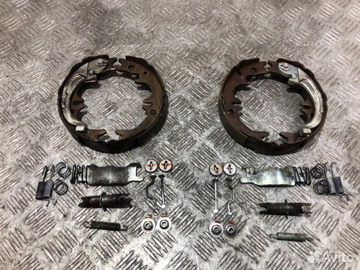 Ремкомплект стояночного тормоза Toyota Highlander