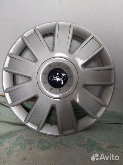 Оригинальные колпаки Ford R15