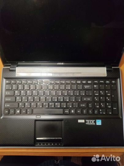 Ноутбук MSI