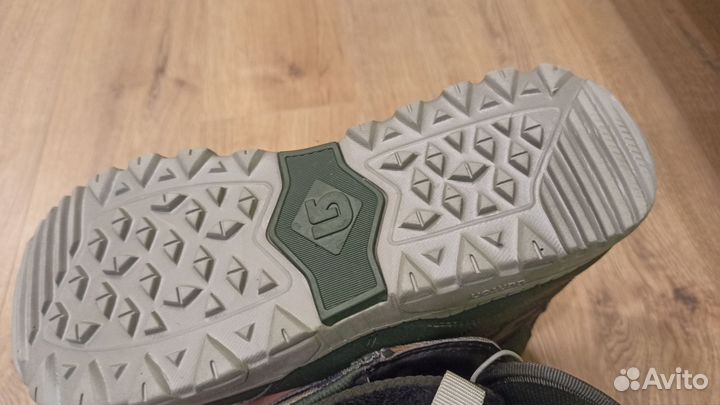 Сноубордические ботинки Burton Moto 44 EUR / 11 US