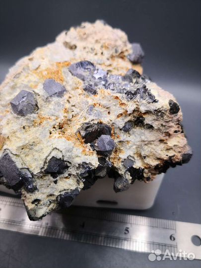 Друза: галенит, сфалерит, кальцит. Дальнегорск