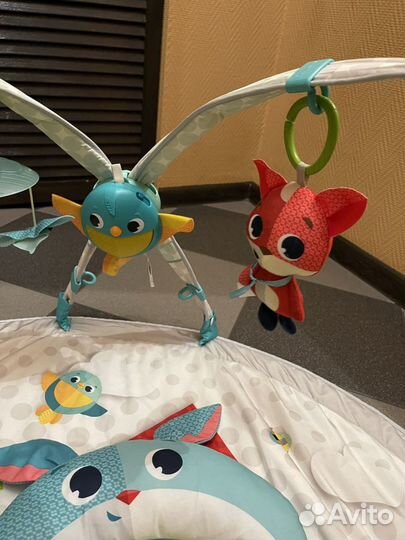 Развивающий коврик tiny love