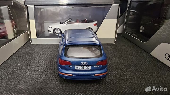 Audi Q7 1/43