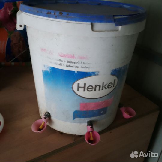 Поилки для кур