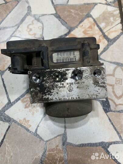 Блок ABS Renault Logan седан 1.6 K4MC697 (103