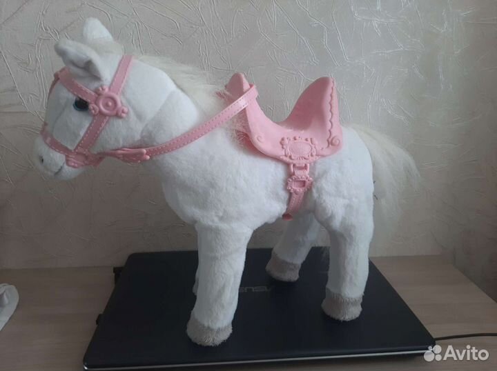 Интерактивная лошадка Бэби Бон. Оригинал