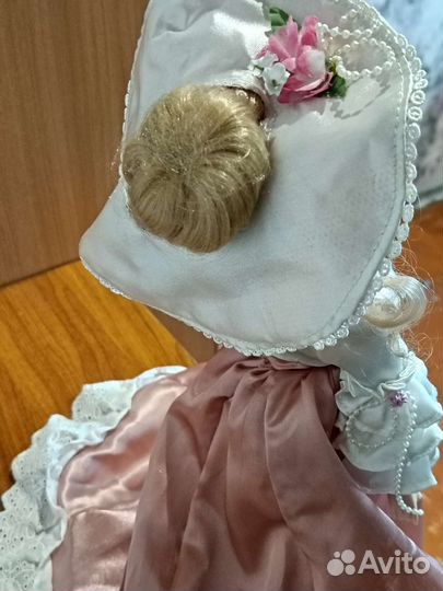 Коллекционная кукла