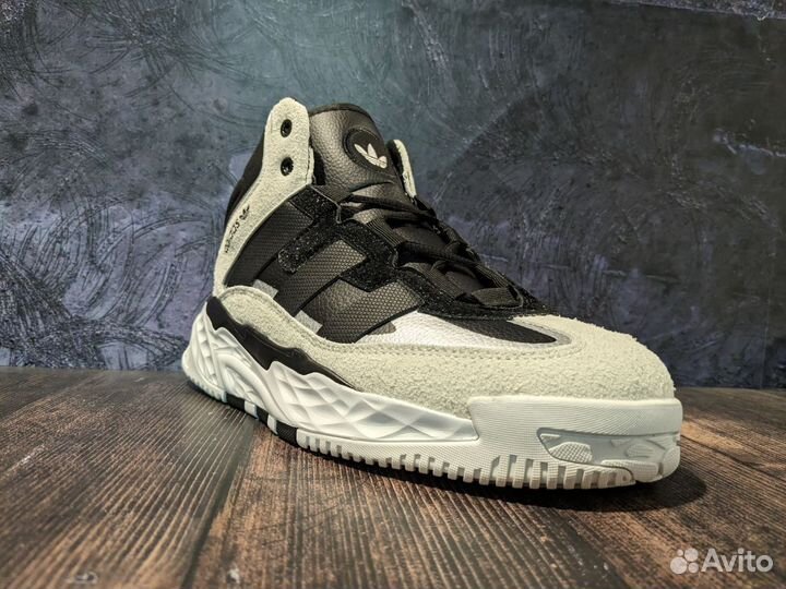 Зимние кроссовки Adidas Niteball