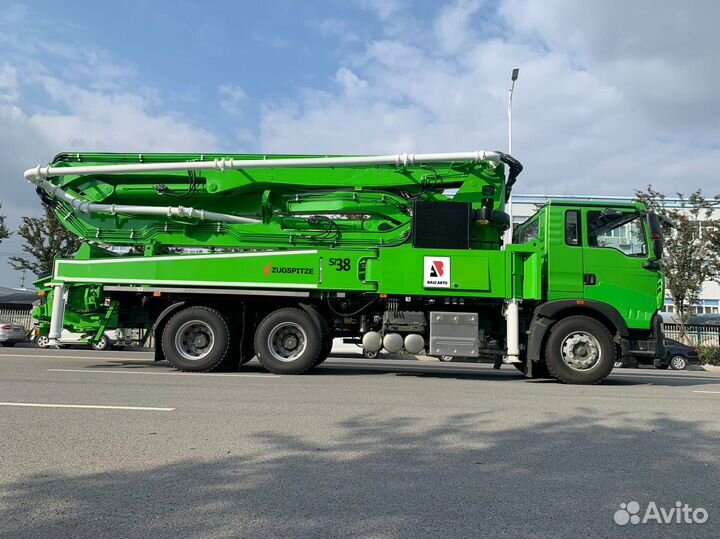 Автобетононасос Daewoo Novus, 2023