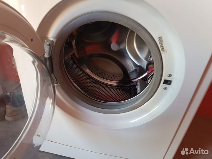 Стиральная машина indesit