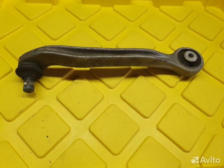 Рычаг передний правый верхний Audi A8 4E0407506F