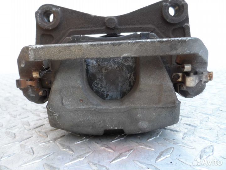 Суппорт передний правый Infiniti FX 1 S50