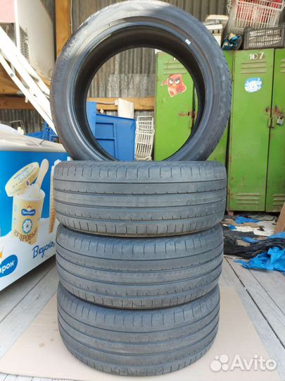 Yokohama Advan Sport V105 245/45 R20