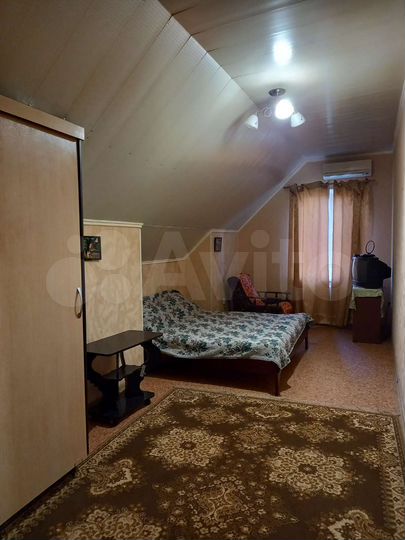 2-к. квартира, 80 м², 2/2 эт.