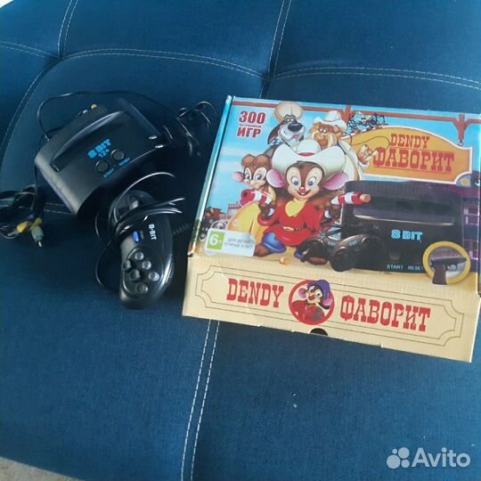 Портативная игровая приставка Дэнди