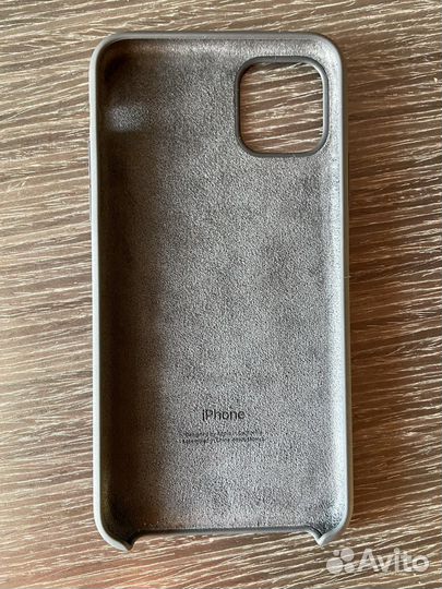 Оригинальный чехол на iPhone 11 Pro Max