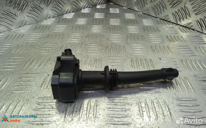 Катушка зажигания Land Rover Range Rover LR010687