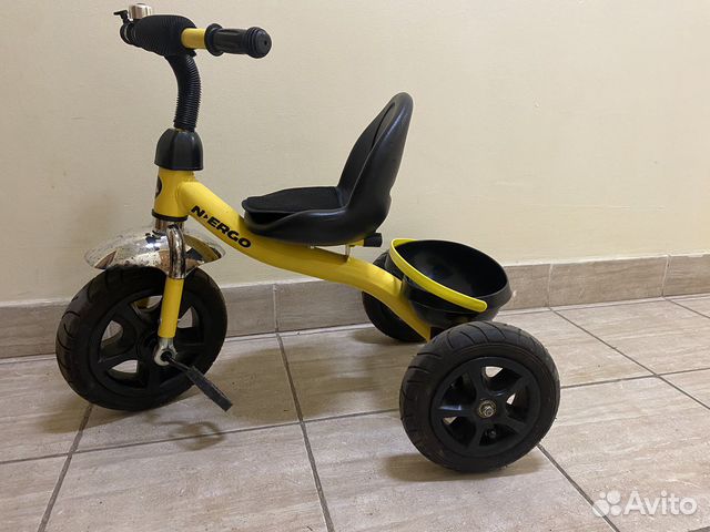 Трехколесный велосипед