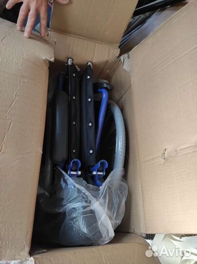 Инвалидная коляска новая