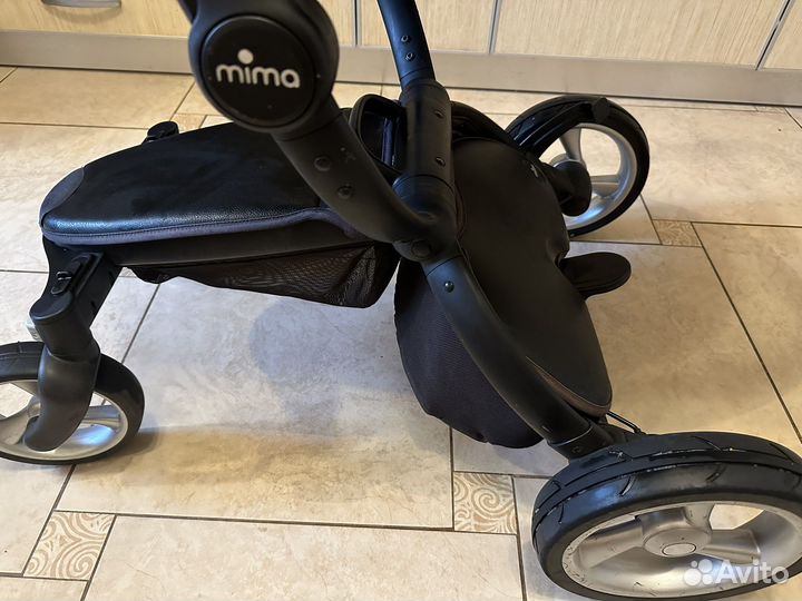 Коляска Mima Xari