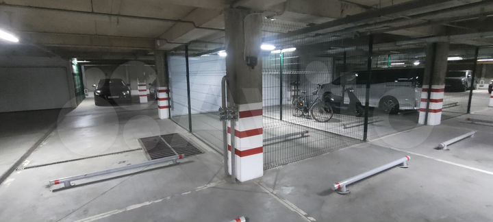 Машиноместо, 20 м²