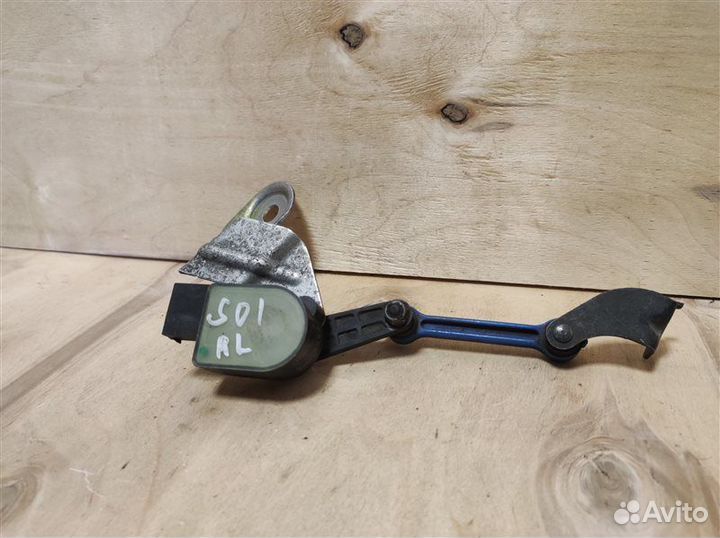 Датчик положения кузова задний левый Audi A4 B7