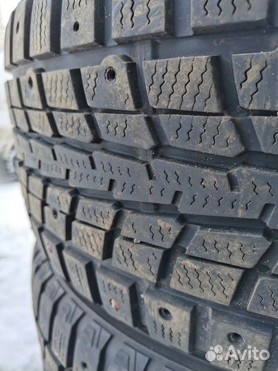 Dunlop SP Winter Ice 01 235/55 R17 102T