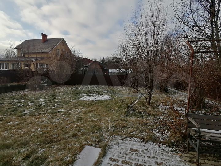 Дом 240 м² на участке 9,4 сот.