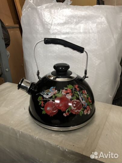 Чайник эмалированный новый