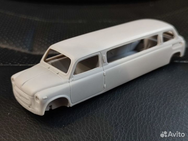 1:43 кит. заз-965 лимузин. Запорожец