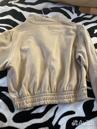 Свитшот укороченный ostin