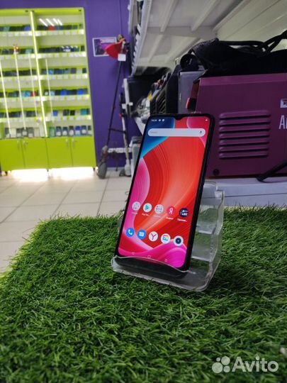Смартфон realme C11 2/32 гб