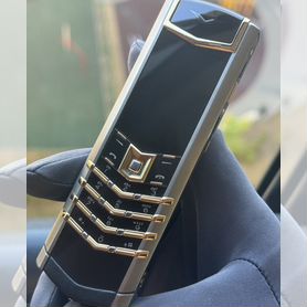 Vertu Signature S Design Yellow Gold, 4 ГБ