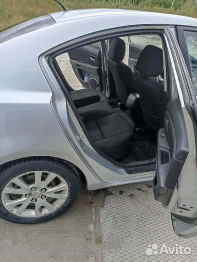 Mazda 3 1.6 AT, 2006, 300 000 км