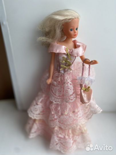 Кукла барби