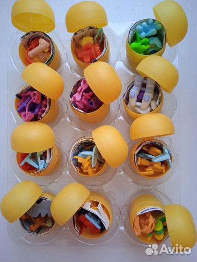 Игрушки из киндер сюрприза пакетом