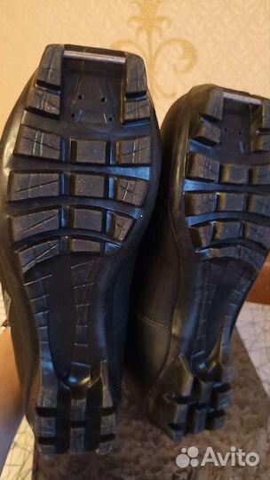 Лыжные ботинки классические