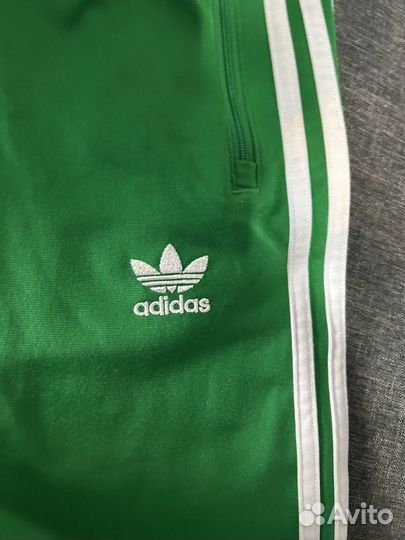 Спортивные штаны adidas