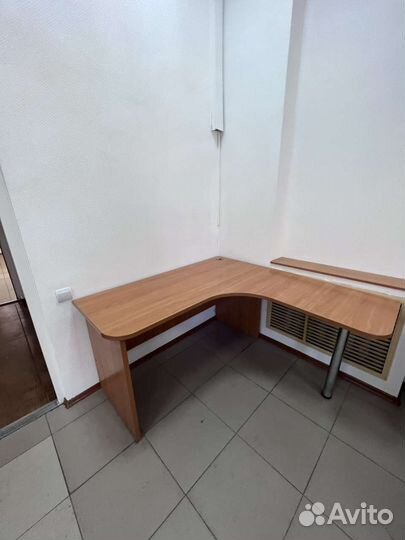 Стол угловой