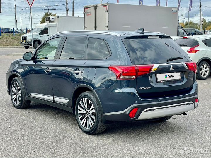 Mitsubishi Outlander 2.4 CVT, 2021, 49 000 км