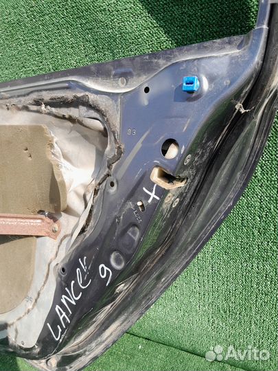 Дверь задняя правая Mitsubishi Lancer 9