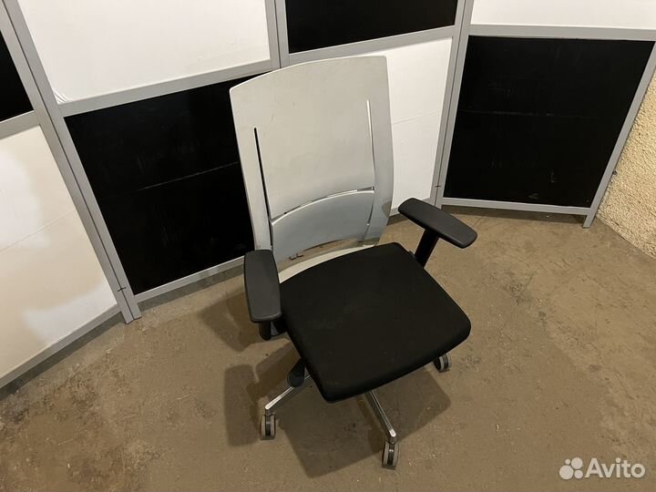 Компьютерное кресло fotsit Италия