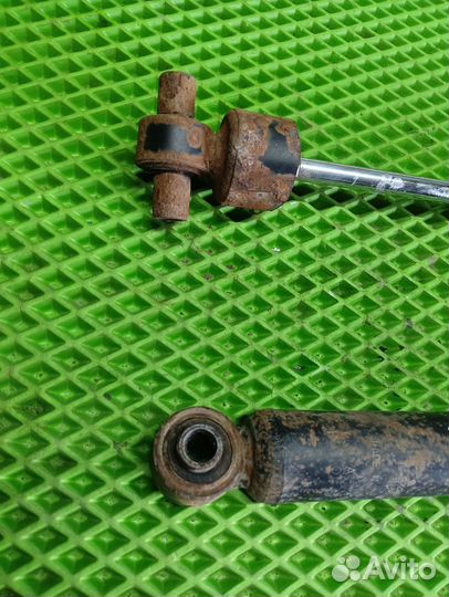 Амортизаторы задние универсал Ford Focus l