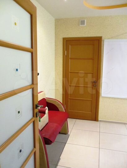 Первая линия, готовый бизнес-салон красоты 165 м²