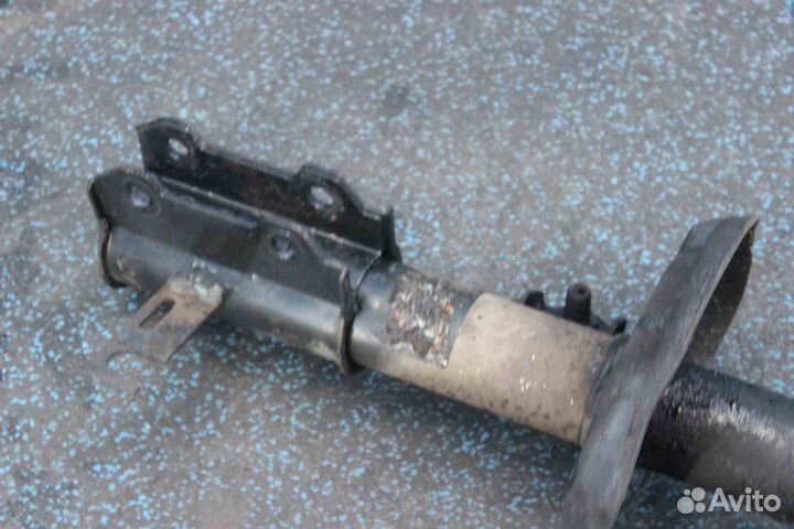 Амортизатор Chevrolet Cruze (Шевроле Круз) J300 13