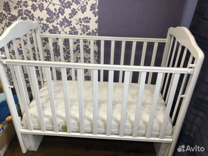 Продам детскую кроватку